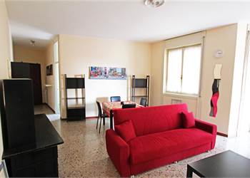 2 locali arredato - Centro/Vic. Stazione