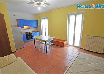 Monolocale arredato - Porta Mortara