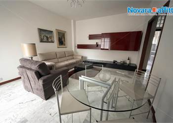 2 locali arredato - Porta Mortara