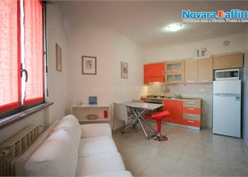 Monolocale arredato - Porta Mortara