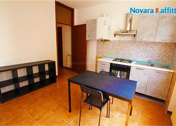 Bilocale arredato - Novara 